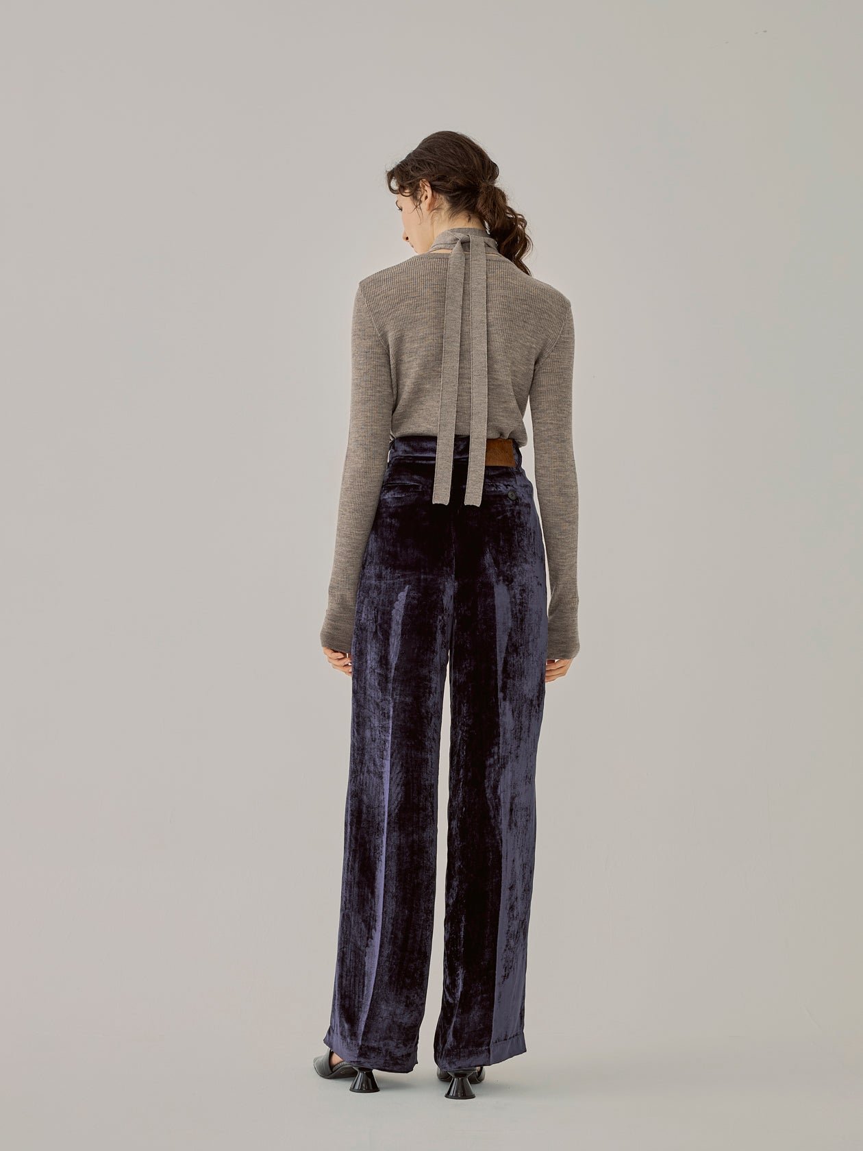 Janie tie collar knit PO BE