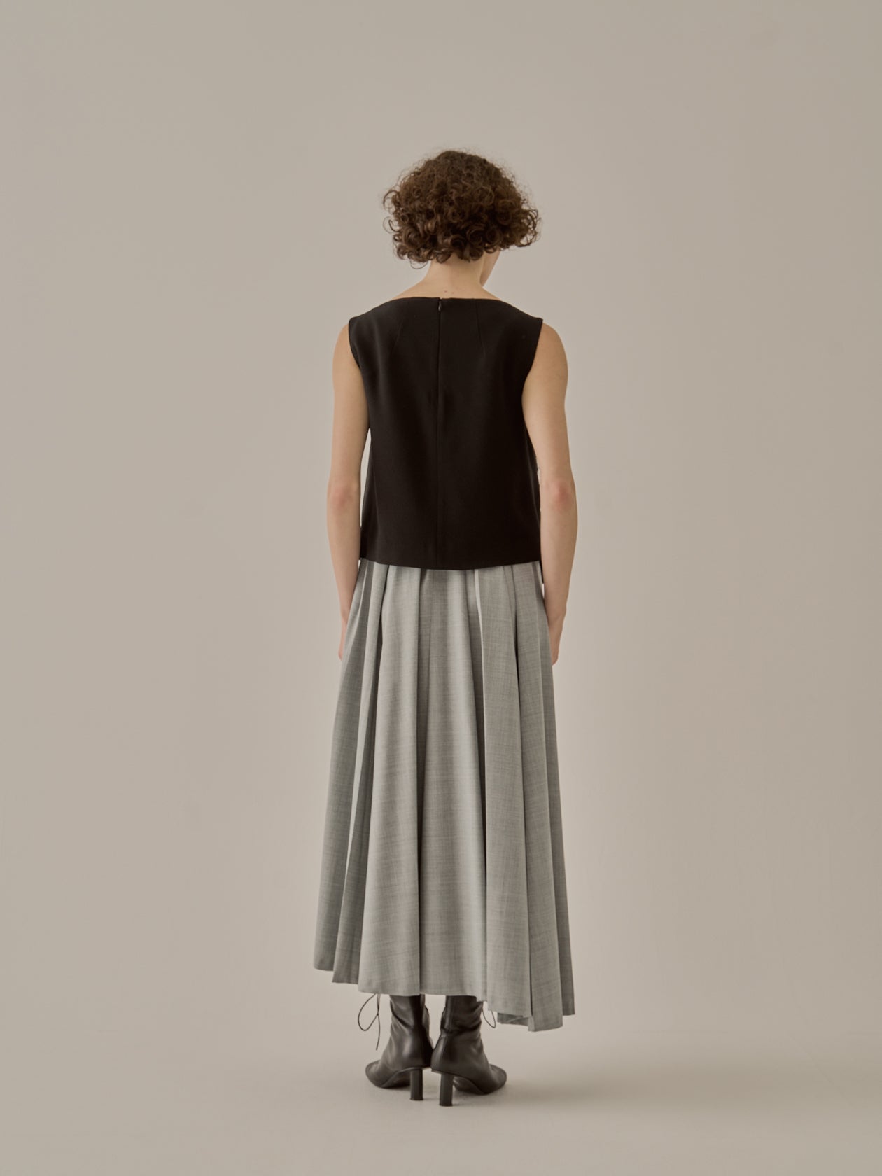 Eini random pleats skirt GY