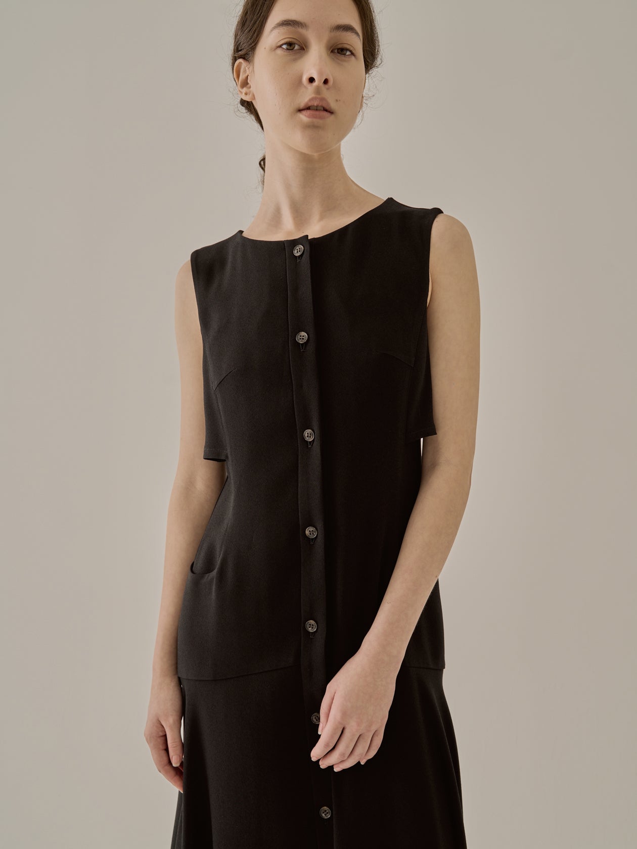 Stiina back cape dress BK