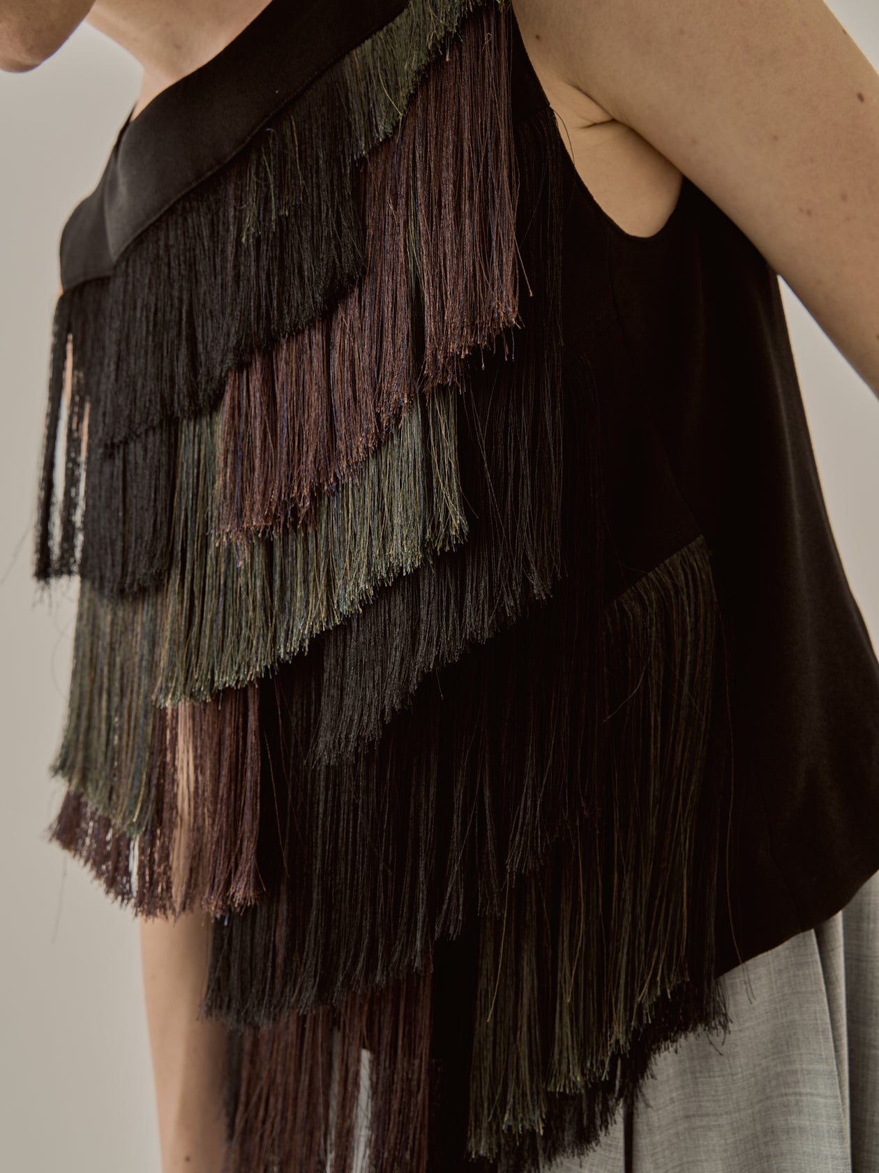 Nichola fringe pullover BK