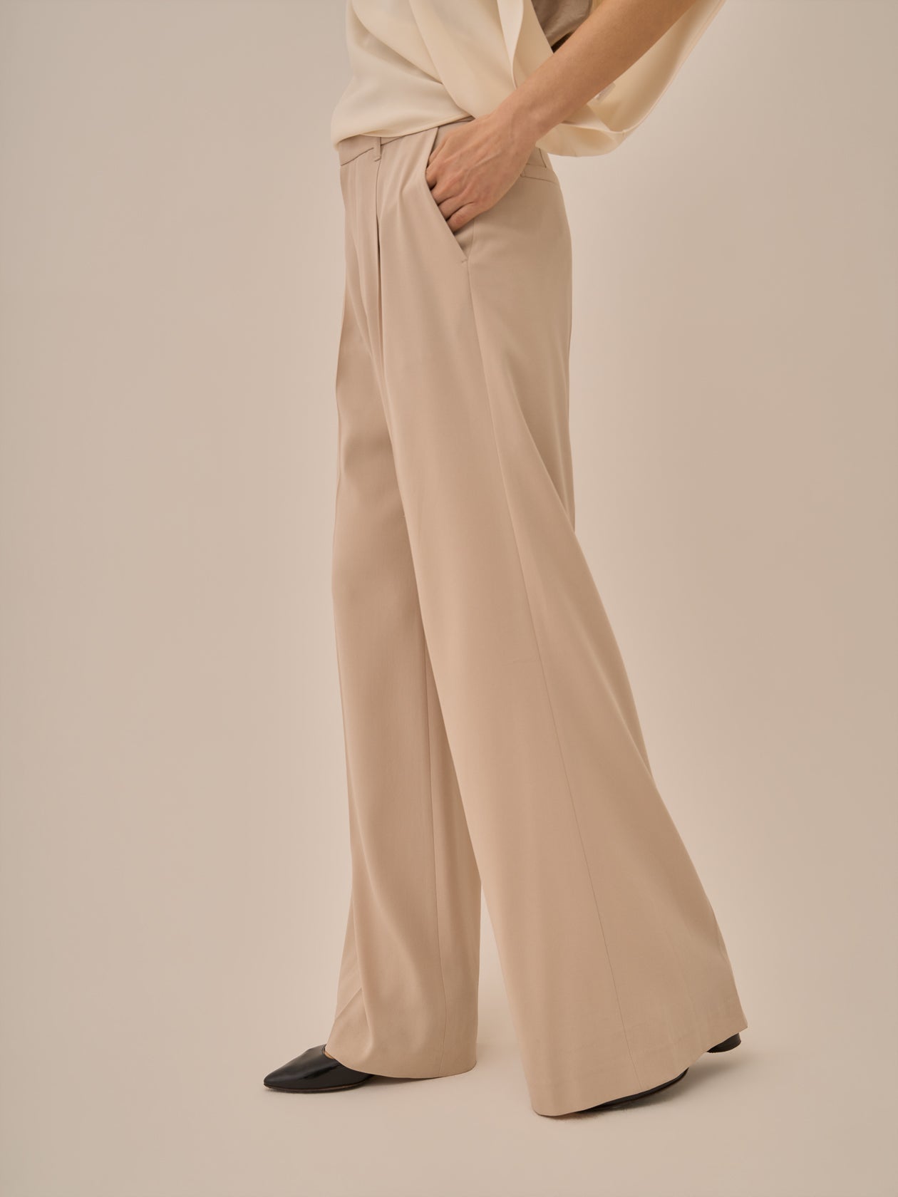 Katie flare pants BE