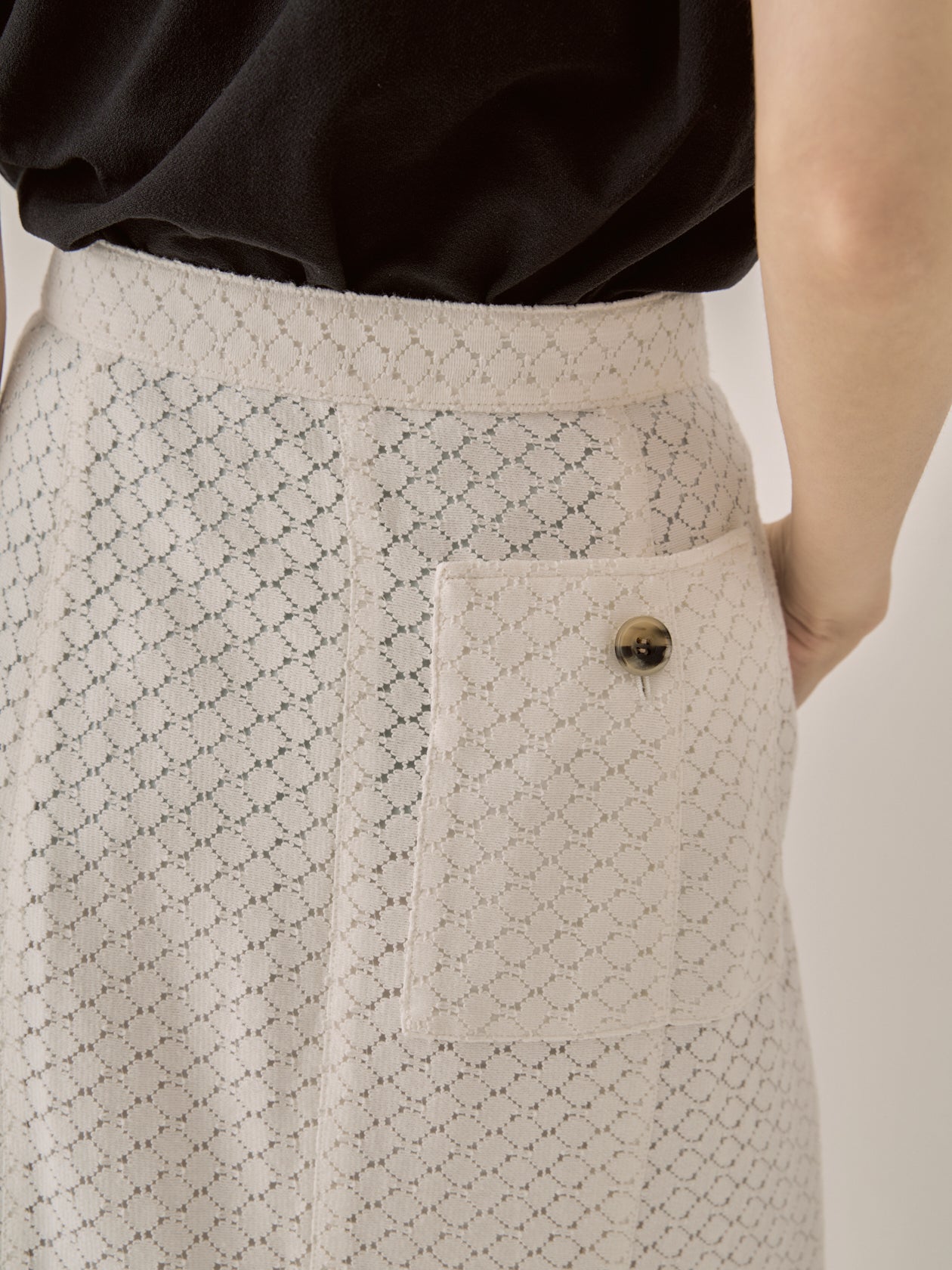 Sylvie front drape lace skirt WH