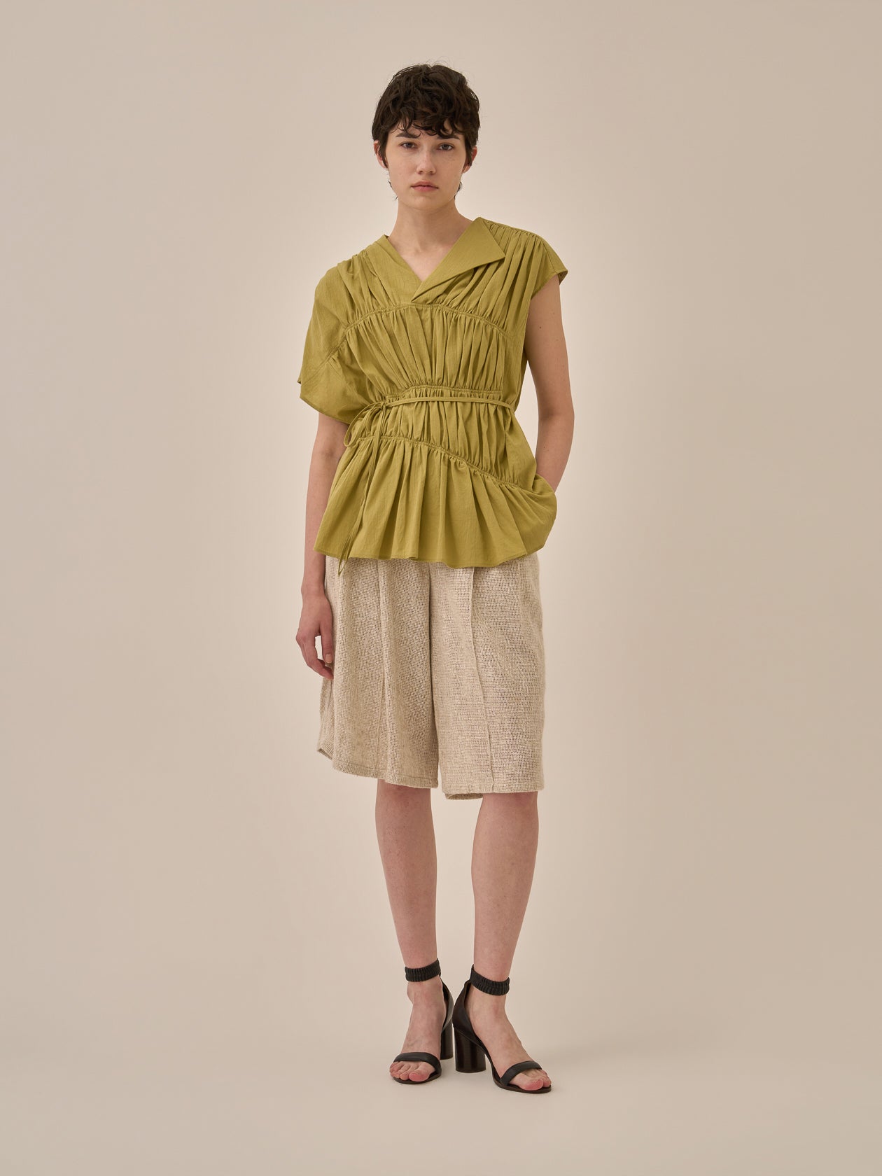 Sara gather panel pullover YE