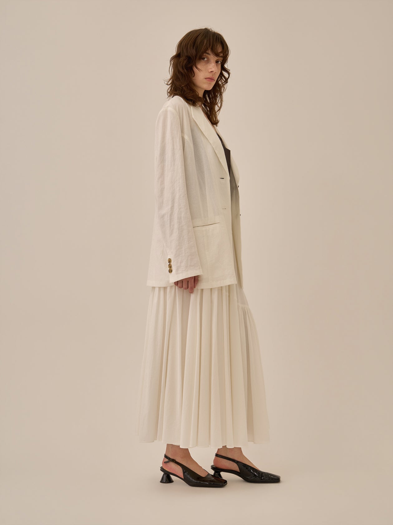 Sara gather panel skirt WH