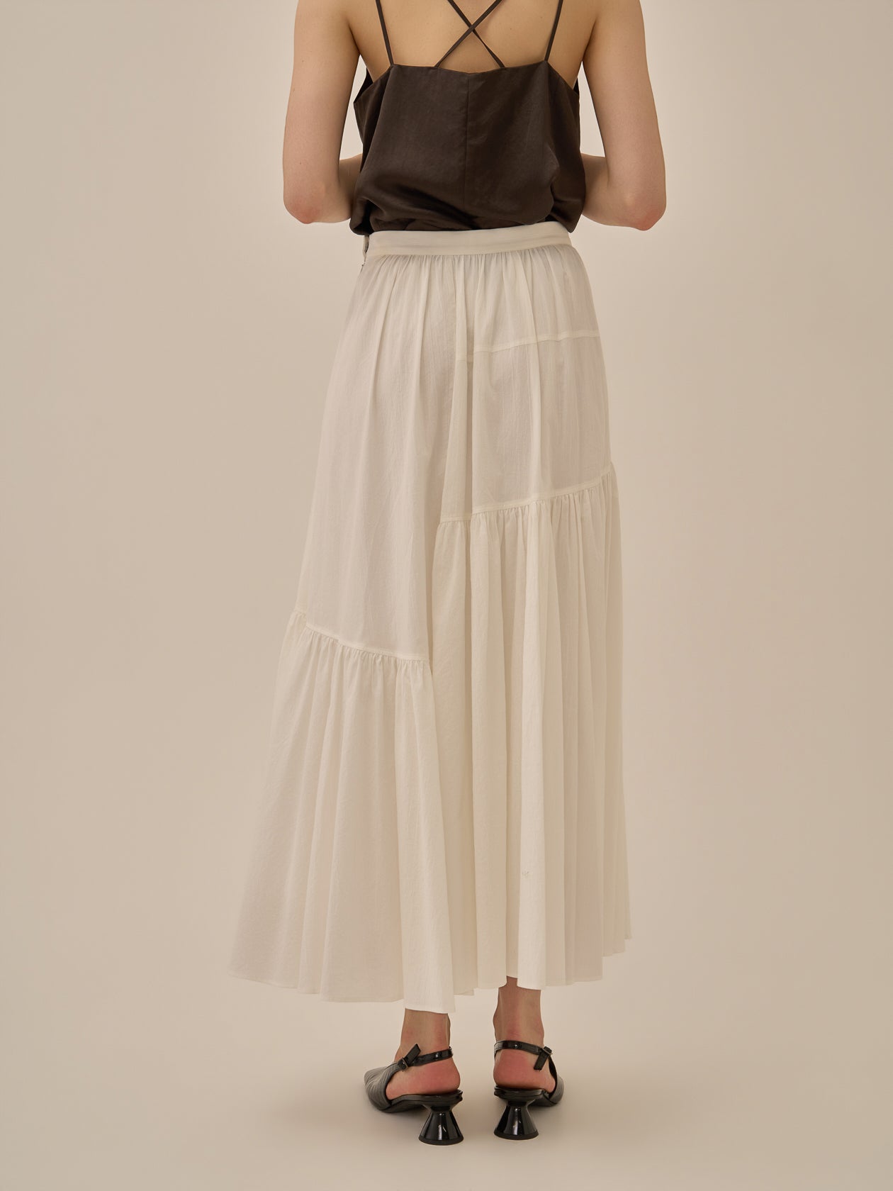 Sara gather panel skirt WH