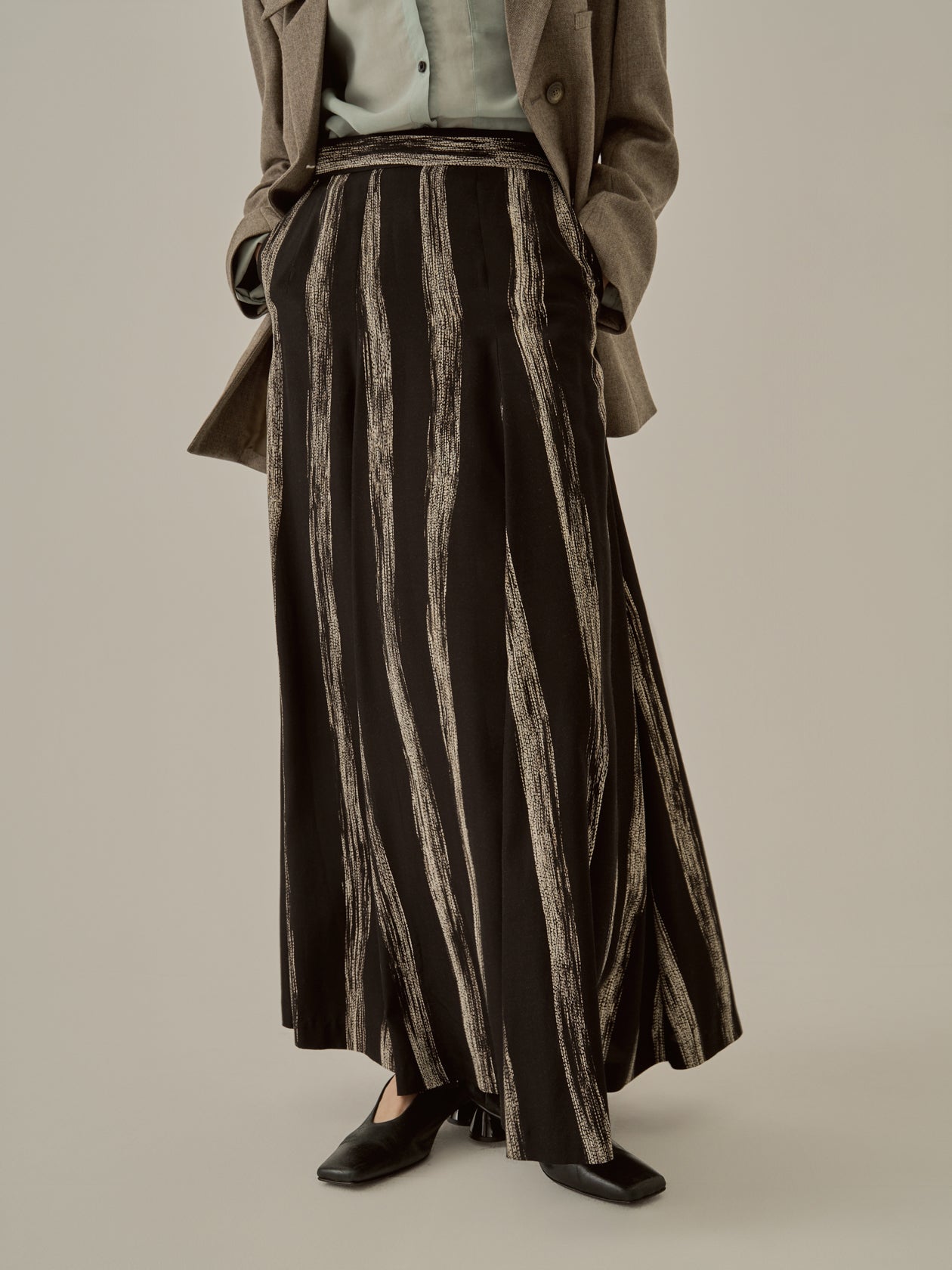 Stitch stripe flare skirt BK