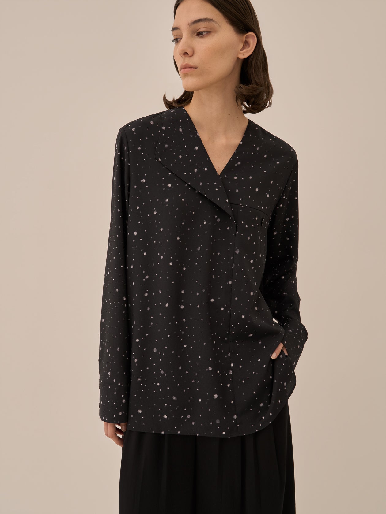 Yasetsu pullover BK