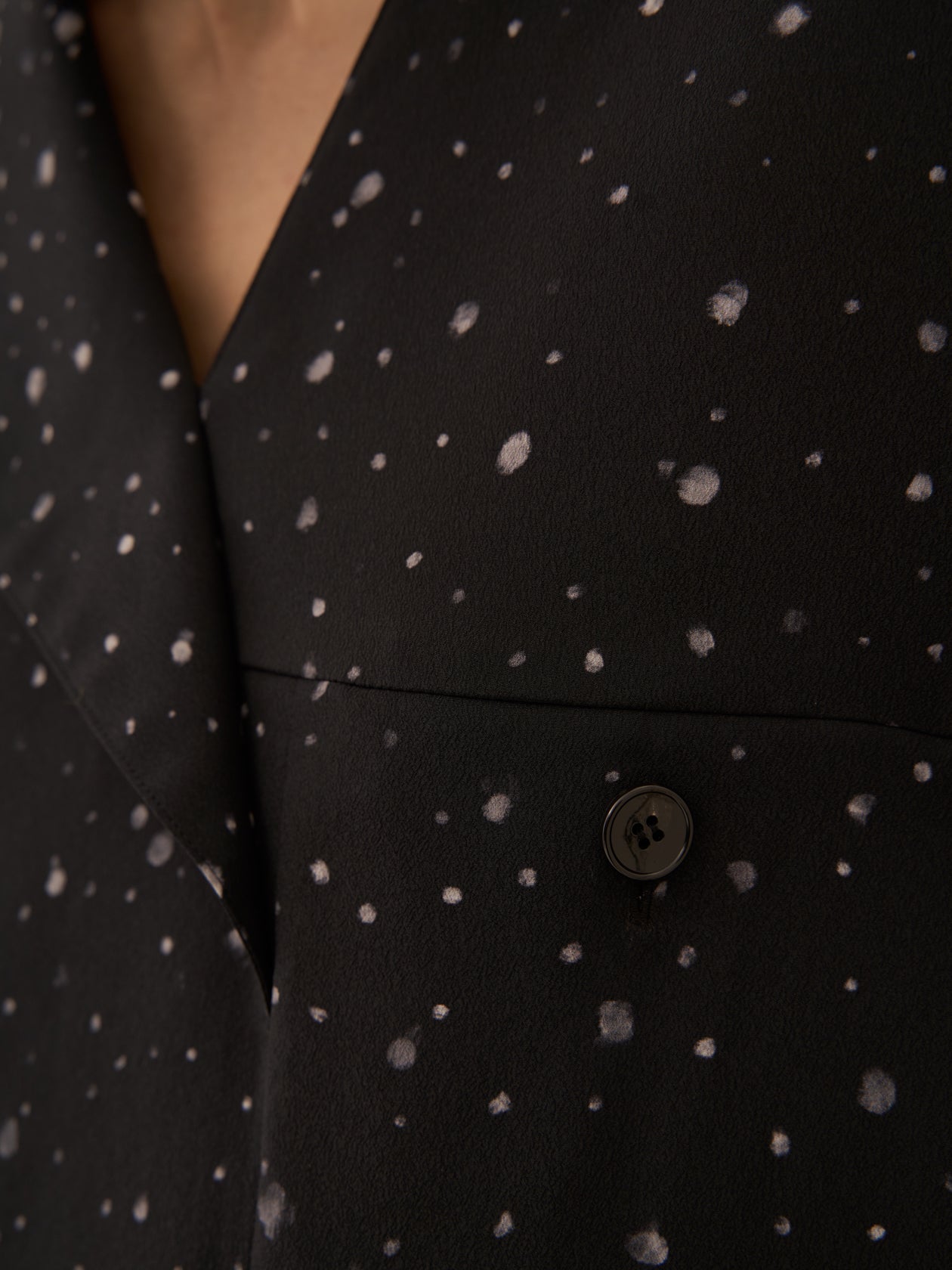 Yasetsu pullover BK