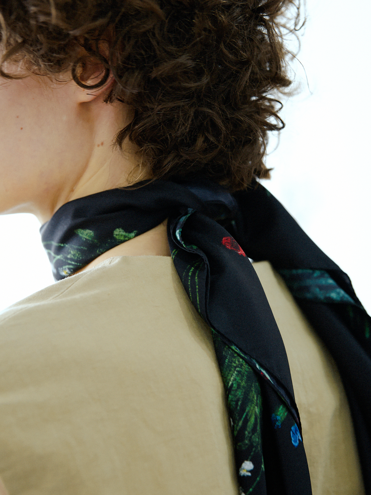Schein scarf BK