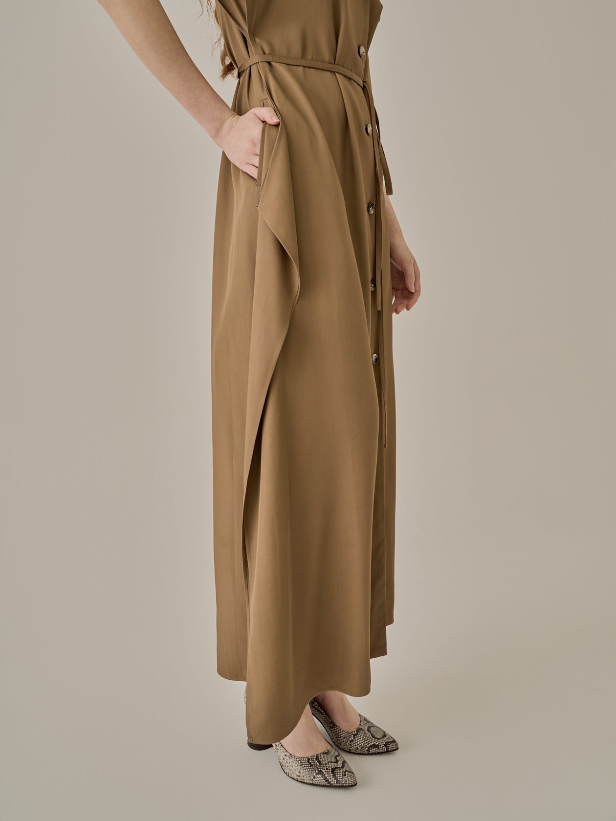 Ana asymmetry dress BE