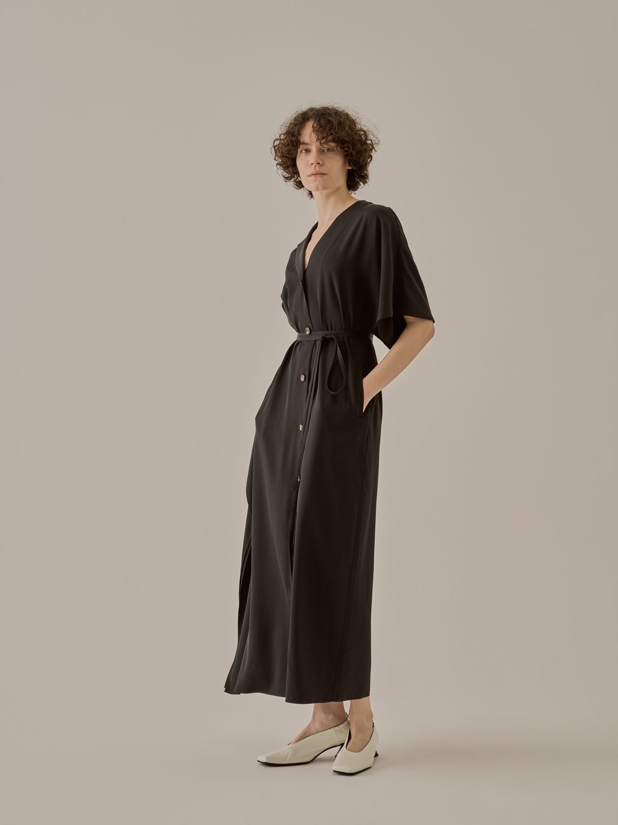 Ana asymmetry dress BK