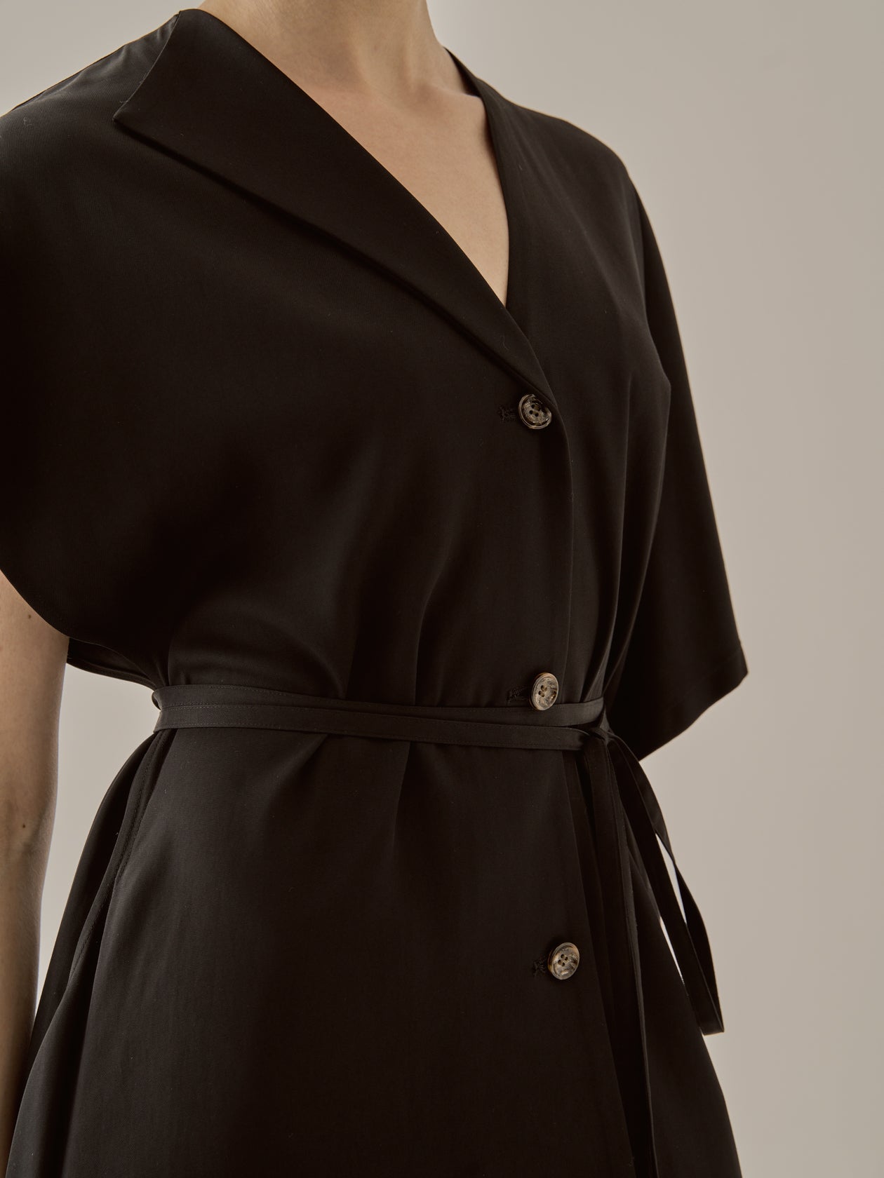 Ana asymmetry dress BK