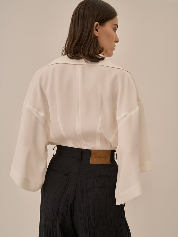 Phoebe shirt IV