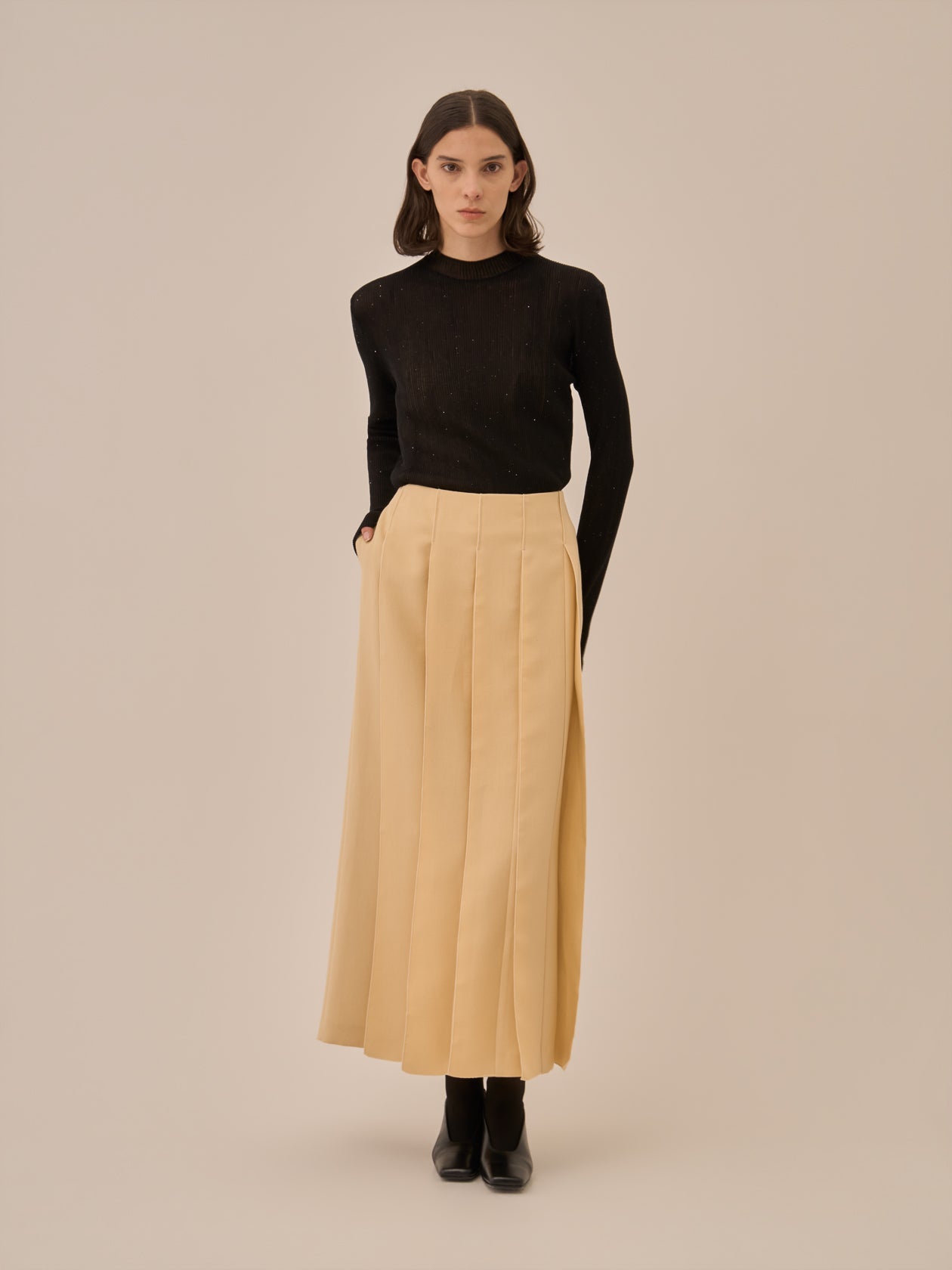 Basilia sequins knit pullover BK