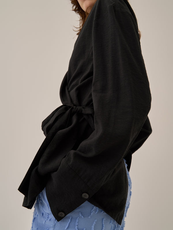 Leyla tie waist shirt BK