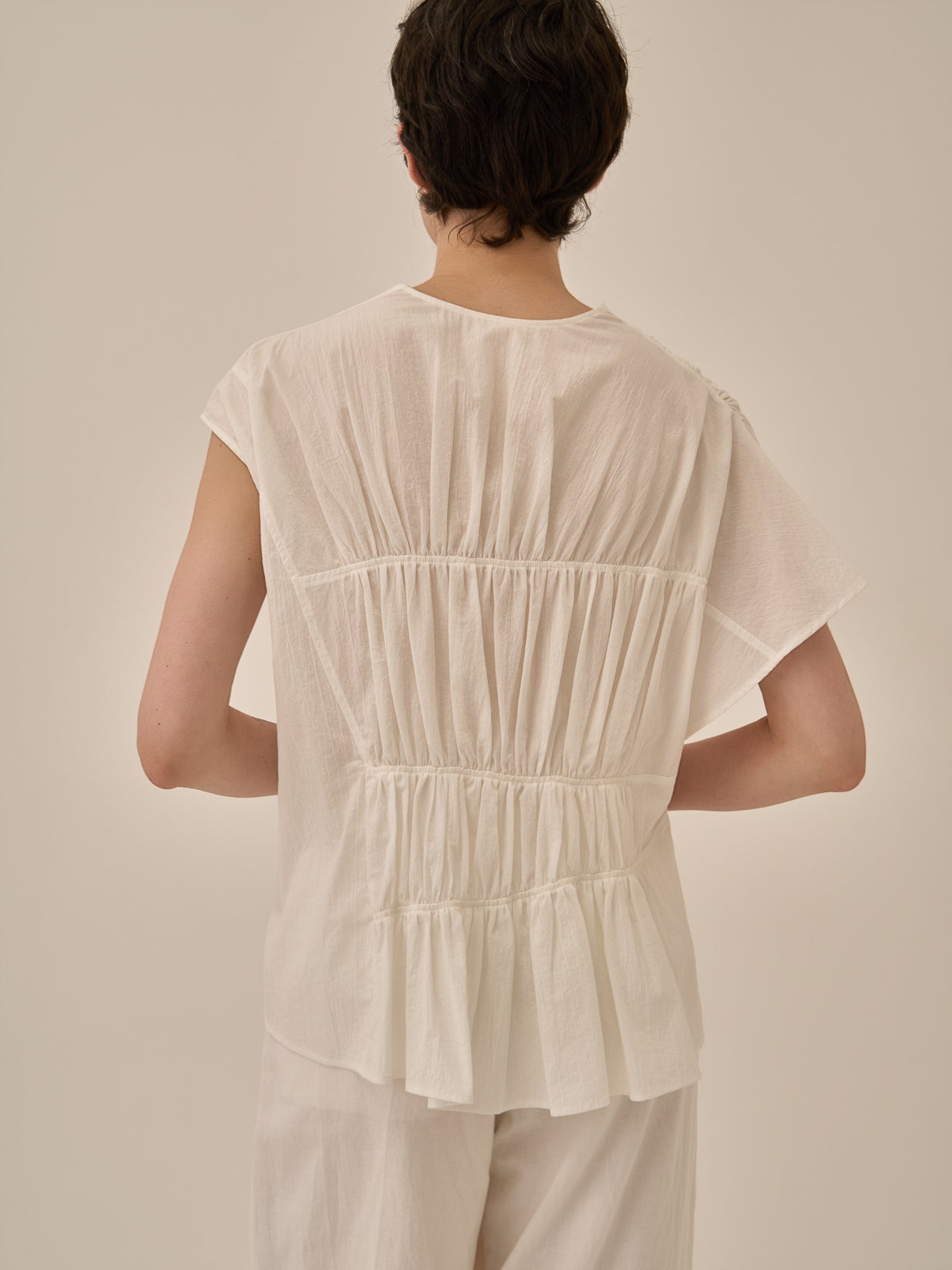 Sara gather panel pullover WH