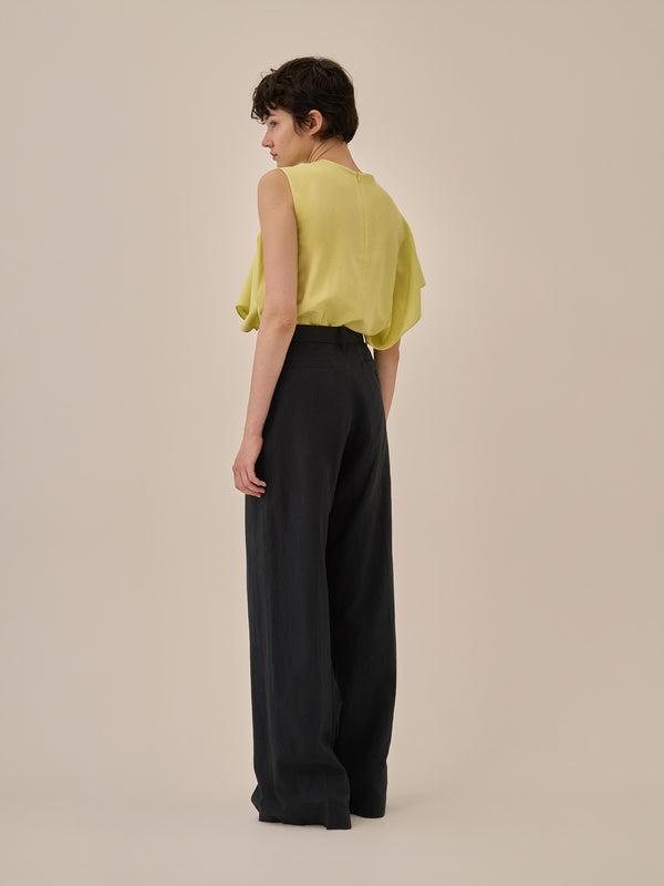 Tea drape panel pullover YE