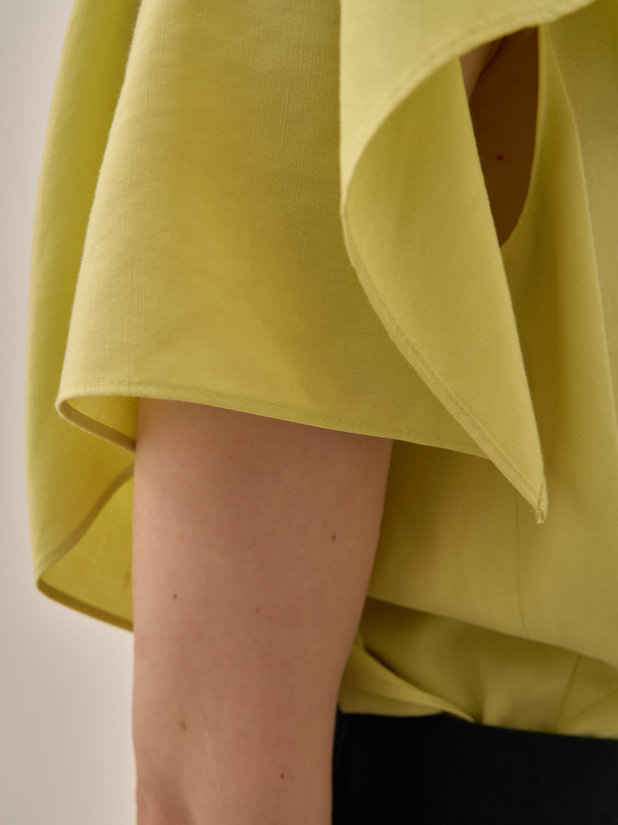 Tea drape panel pullover YE