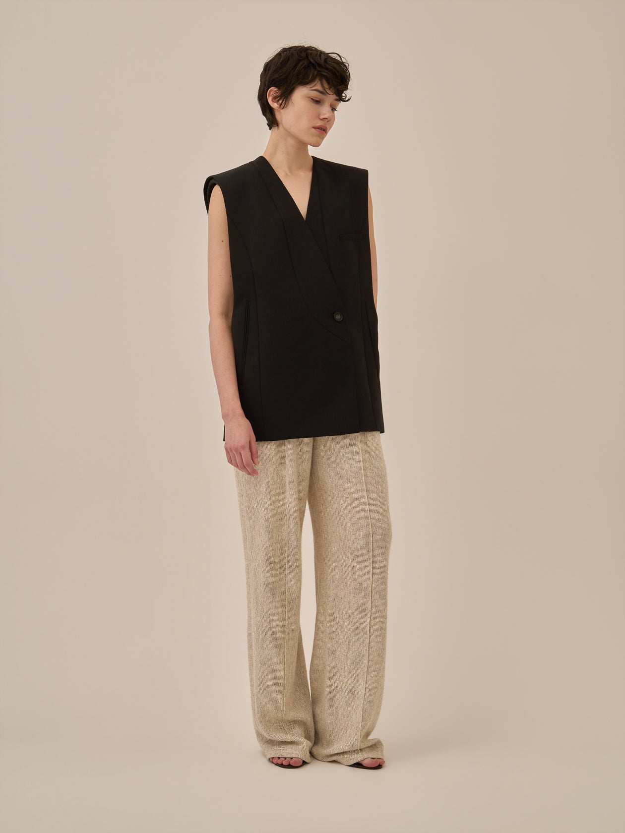 Void jacket with belt BK