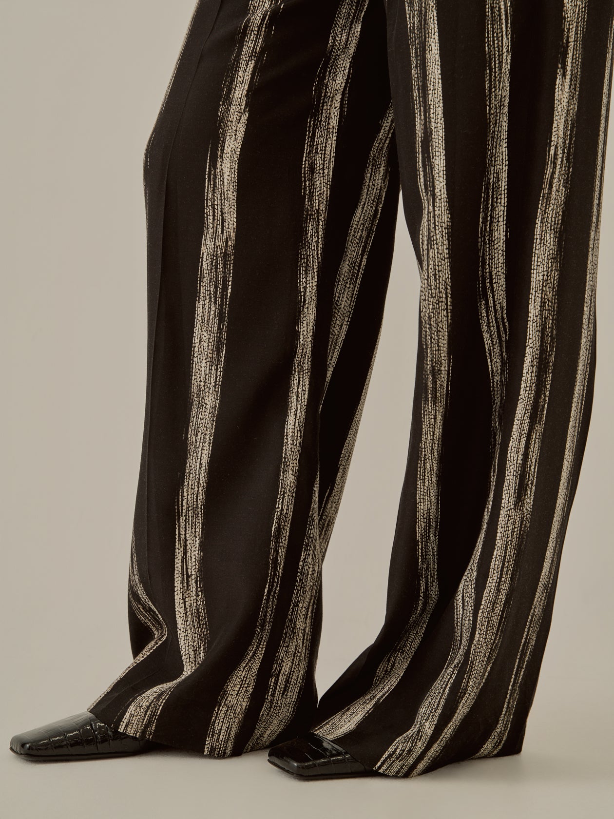 Stitch stripe pants BK
