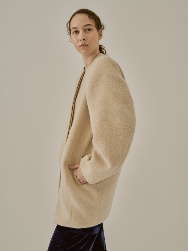 Gladys coat IV