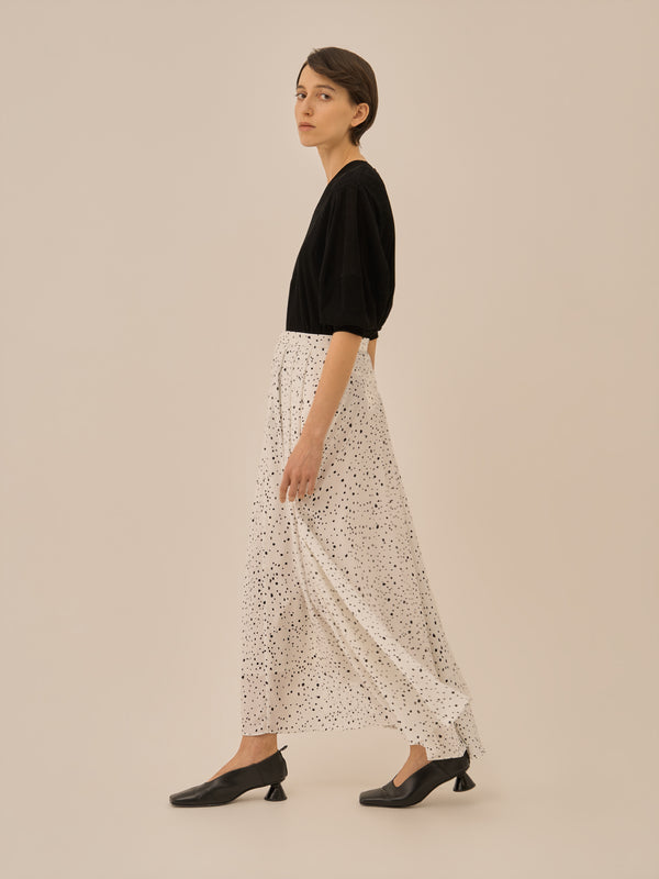 Yasetsu flare skirt IV