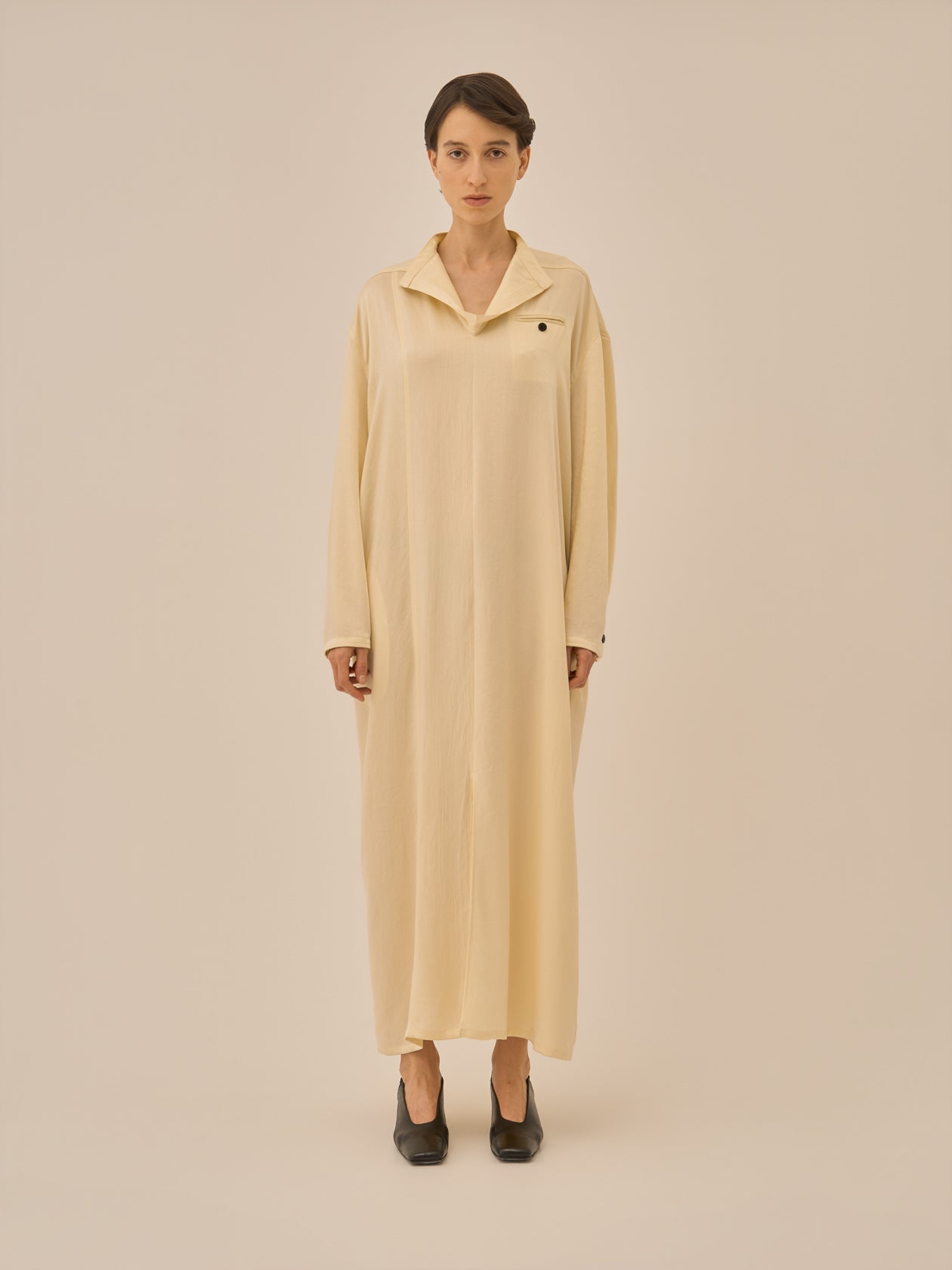 Karina stand collar dress YE