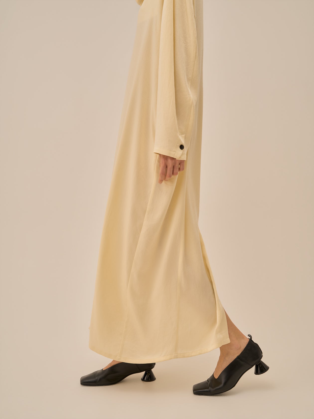 Karina stand collar dress YE