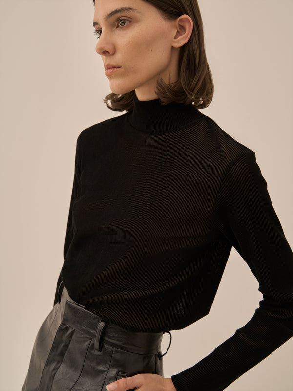 Claudia tie coller jersey pullover BK
